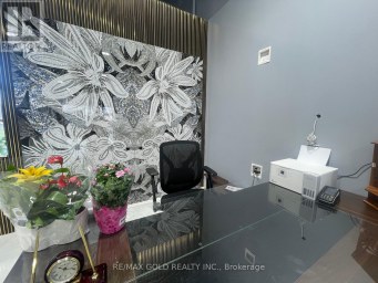 UNIT 4 - 6101 MAYFIELD ROAD Brampton (Vales of Castlemore North) Ontario photo 9