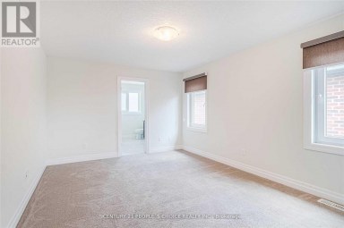 1934 CEDARPARK DRIVE London North (North D) Ontario photo 9