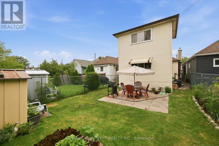 156 HOPE AVENUE, Hamilton (Homeside), Ontario, L8H2E8