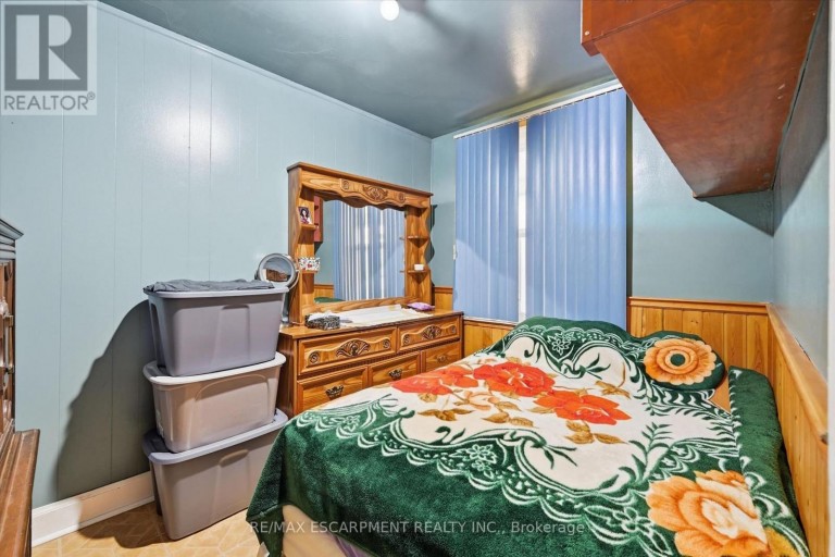 156 HOPE AVENUE, Hamilton (Homeside), Ontario, L8H2E8