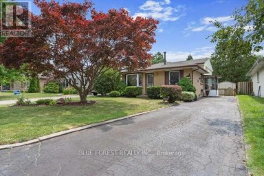 27 VILLENEUVE CRESCENT London East (East I) Ontario photo 1