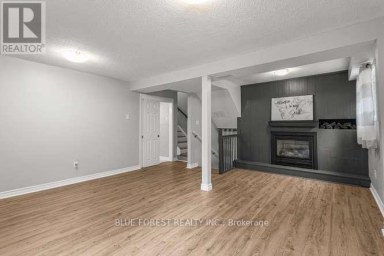 27 VILLENEUVE CRESCENT London East (East I) Ontario photo 25