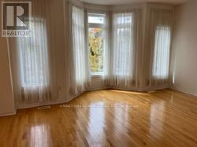 107 BROCK AVENUE, Markham (Berczy), Ontario, L6C2E8