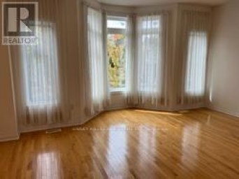 107 BROCK AVENUE Markham (Berczy) Ontario photo 2
