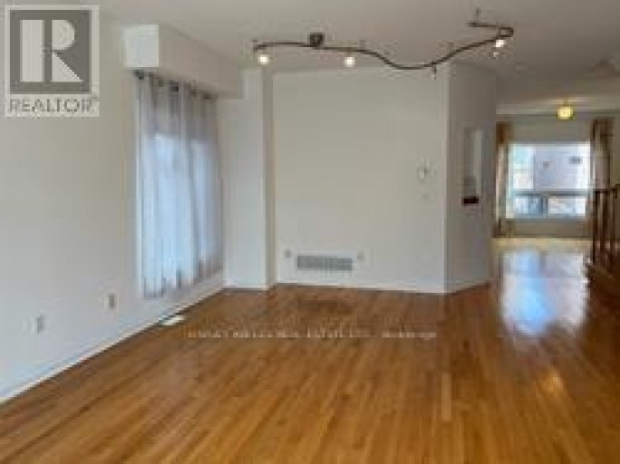 107 BROCK AVENUE, Markham (Berczy), Ontario, L6C2E8