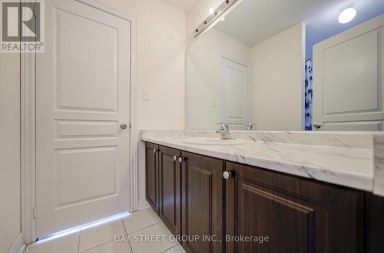 35 BROWNSBERGER ROAD Whitchurch-Stouffville (Stouffville) Ontario photo 23