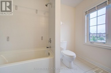 35 BROWNSBERGER ROAD Whitchurch-Stouffville (Stouffville) Ontario photo 31