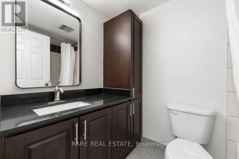 513 - 250 WEBB DRIVE, Mississauga (City Centre), Ontario, L5B3Z4