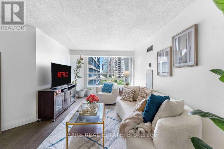 513 - 250 WEBB DRIVE, Mississauga (City Centre), Ontario, L5B3Z4
