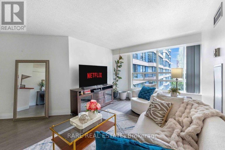 513 - 250 WEBB DRIVE, Mississauga (City Centre), Ontario, L5B3Z4