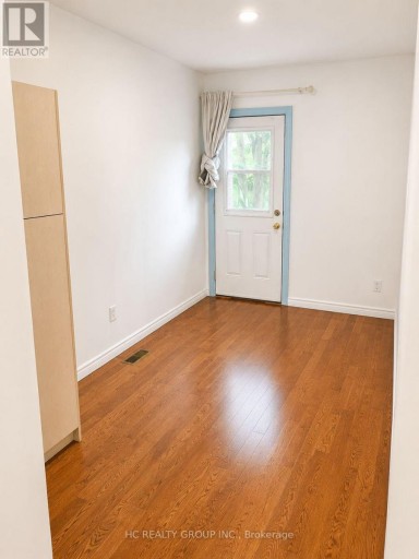 562 BATHURST STREET, Toronto (Palmerston-Little Italy), Ontario, M5S2P9