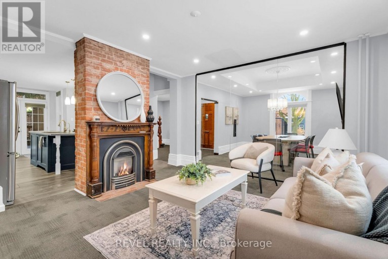 1 THIRD AVENUE, Orangeville, Ontario, L9W1G8