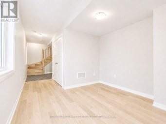 52 NORWICH CRESCENT Haldimand Ontario photo 3