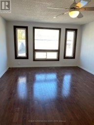 UPPER - 1263 WOODBINE AVENUE Toronto (Woodbine-Lumsden) Ontario photo 5