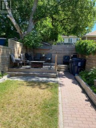 UPPER - 1263 WOODBINE AVENUE Toronto (Woodbine-Lumsden) Ontario photo 7