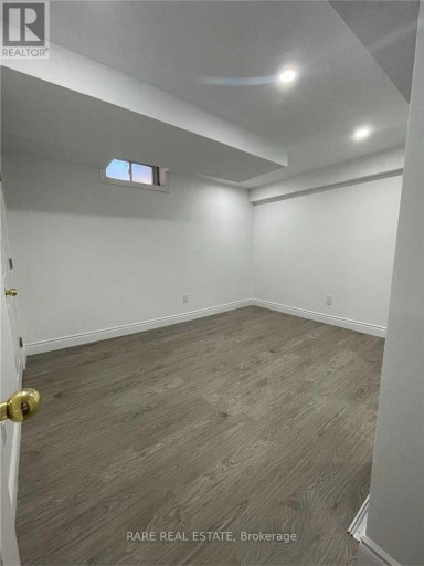 LOWER - 6133 DUFORD DRIVE, Mississauga (East Credit), Ontario, L5V1A6