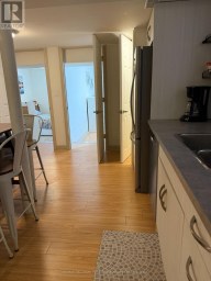 LOWER - 2 COATES AVENUE Toronto (Oakwood Village) Ontario photo 11