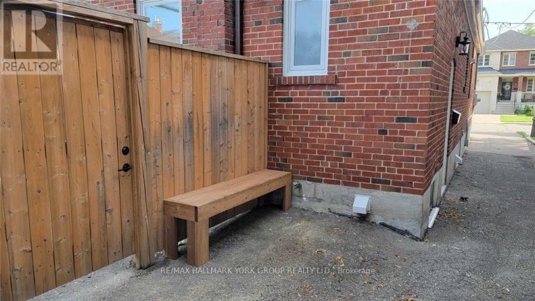 LOWER - 2 COATES AVENUE, Toronto (Oakwood Village), Ontario, M6C1K7