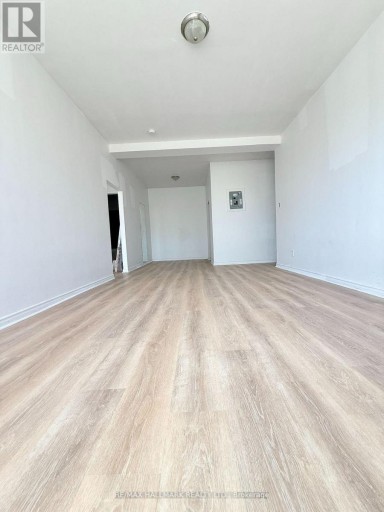 3 - 2881 LAWRENCE AVENUE E, Toronto (Bendale), Ontario, M1P2S9