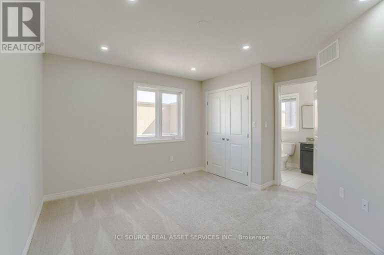 93 SONOMA VALLEY CRESCENT, Hamilton (Mewburn), Ontario, L9B0J3