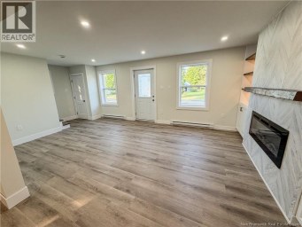 55 Queen Street Sussex New Brunswick photo 12