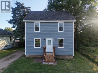 55 Queen Street Sussex New Brunswick photo 2