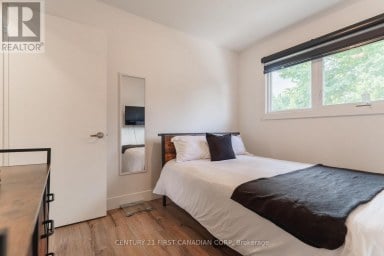 32 MENDIP CRESCENT London South (South Y) Ontario photo 17