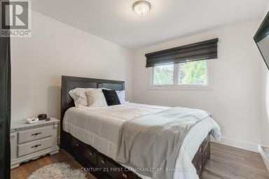 32 MENDIP CRESCENT London South (South Y) Ontario photo 18