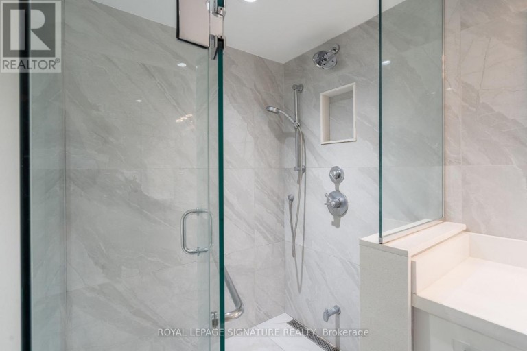 BSMT - 305 BLUE GRASS BOULEVARD, Richmond Hill (Crosby), Ontario, L4C3H3