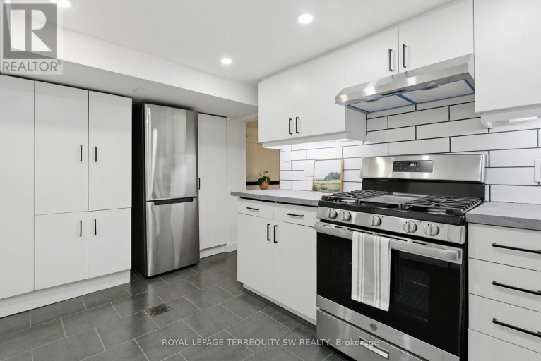 BSMT - 497 OSSINGTON AVENUE, Toronto (Palmerston-Little Italy), Ontario, M6G3T3