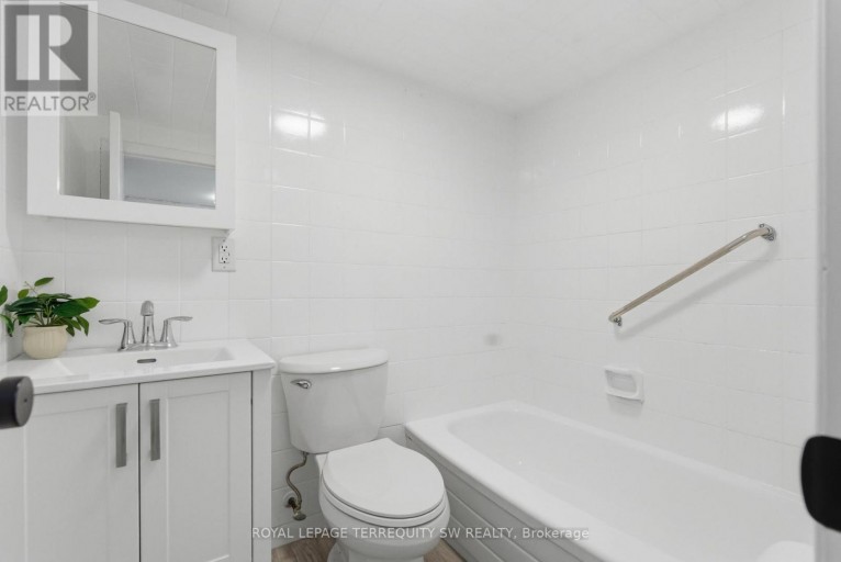 BSMT - 497 OSSINGTON AVENUE, Toronto (Palmerston-Little Italy), Ontario, M6G3T3