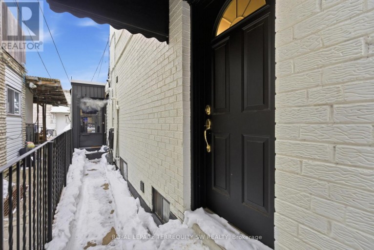 BSMT - 497 OSSINGTON AVENUE, Toronto (Palmerston-Little Italy), Ontario, M6G3T3