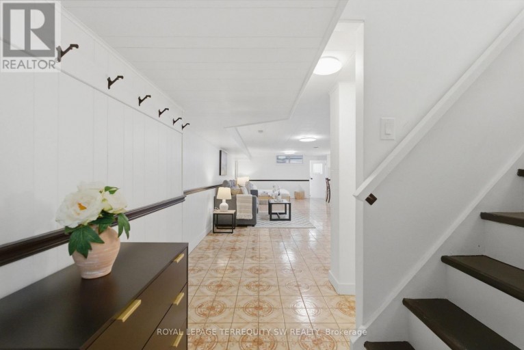 BSMT - 497 OSSINGTON AVENUE, Toronto (Palmerston-Little Italy), Ontario, M6G3T3