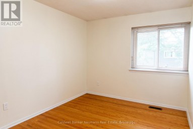 29 - 121 BAGOT STREET Guelph (Junction/Onward Willow) Ontario photo 12