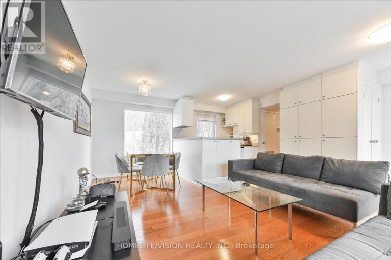 2ND FLR - 400 SUMMERHILL AVENUE, Toronto (Rosedale-Moore Park), Ontario, M4W2E4