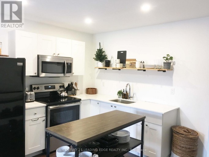 230 COURT STREET, Oshawa (Central), Ontario, L1H4W7