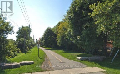 230 COURT STREET Oshawa (Central) Ontario photo 9