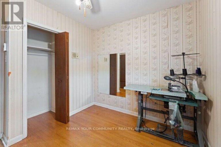 225 16TH AVENUE, Richmond Hill (Langstaff), Ontario, L4C7A6