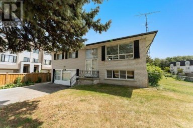 225 16TH AVENUE Richmond Hill (Langstaff) Ontario photo 2