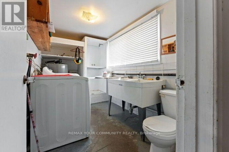 225 16TH AVENUE, Richmond Hill (Langstaff), Ontario, L4C7A6