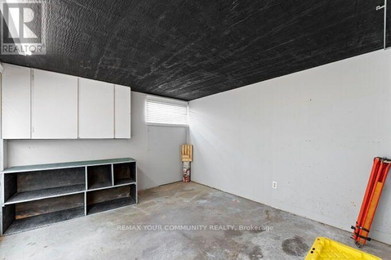 225 16TH AVENUE, Richmond Hill (Langstaff), Ontario, L4C7A6