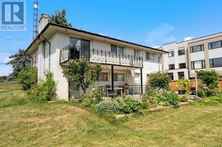 225 16TH AVENUE, Richmond Hill (Langstaff), Ontario, L4C7A6