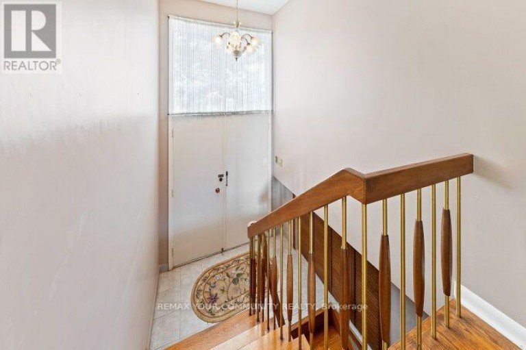 225 16TH AVENUE, Richmond Hill (Langstaff), Ontario, L4C7A6