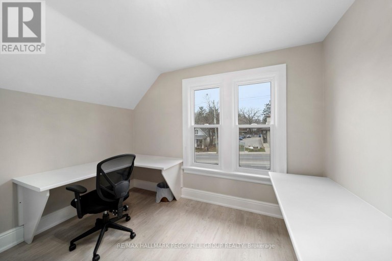 219 BAYFIELD STREET, Barrie (City Centre), Ontario, L4M3B4