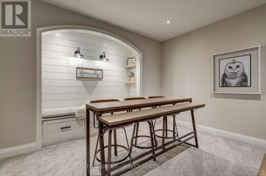 2397 MEADOWLANDS WAY London North (North R) Ontario photo 34