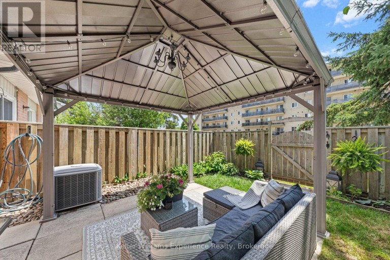 23 - 2 BERNICK DRIVE, Barrie (Grove East), Ontario, L4M5K4