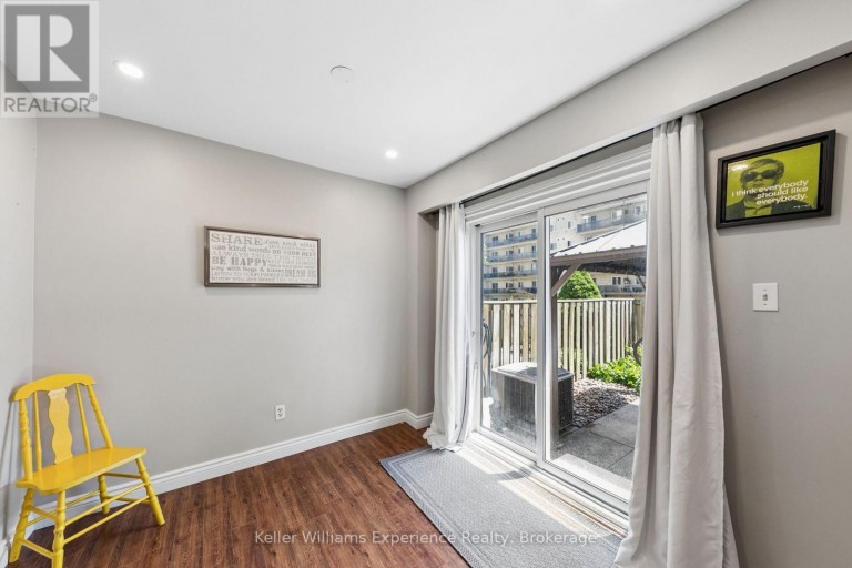 23 - 2 BERNICK DRIVE, Barrie (Grove East), Ontario, L4M5K4