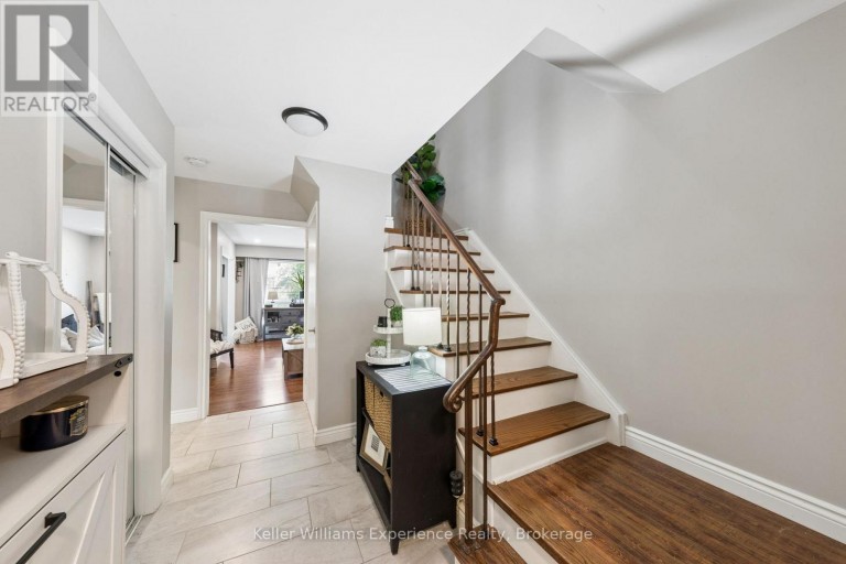 23 - 2 BERNICK DRIVE, Barrie (Grove East), Ontario, L4M5K4