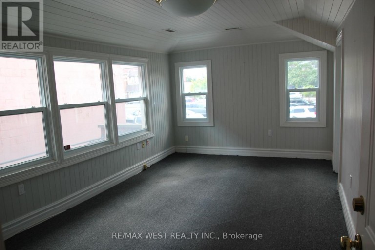 104 - 191 LAKESHORE ROAD E, Oakville (OO Old Oakville), Ontario, L6J1H5