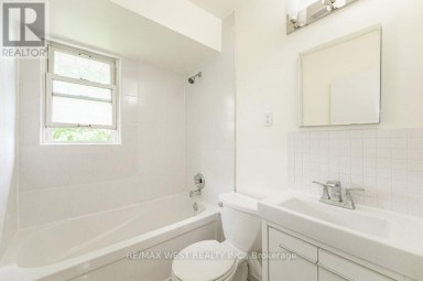 305 MOHAWK ROAD E Hamilton (Hill Park) Ontario photo 13